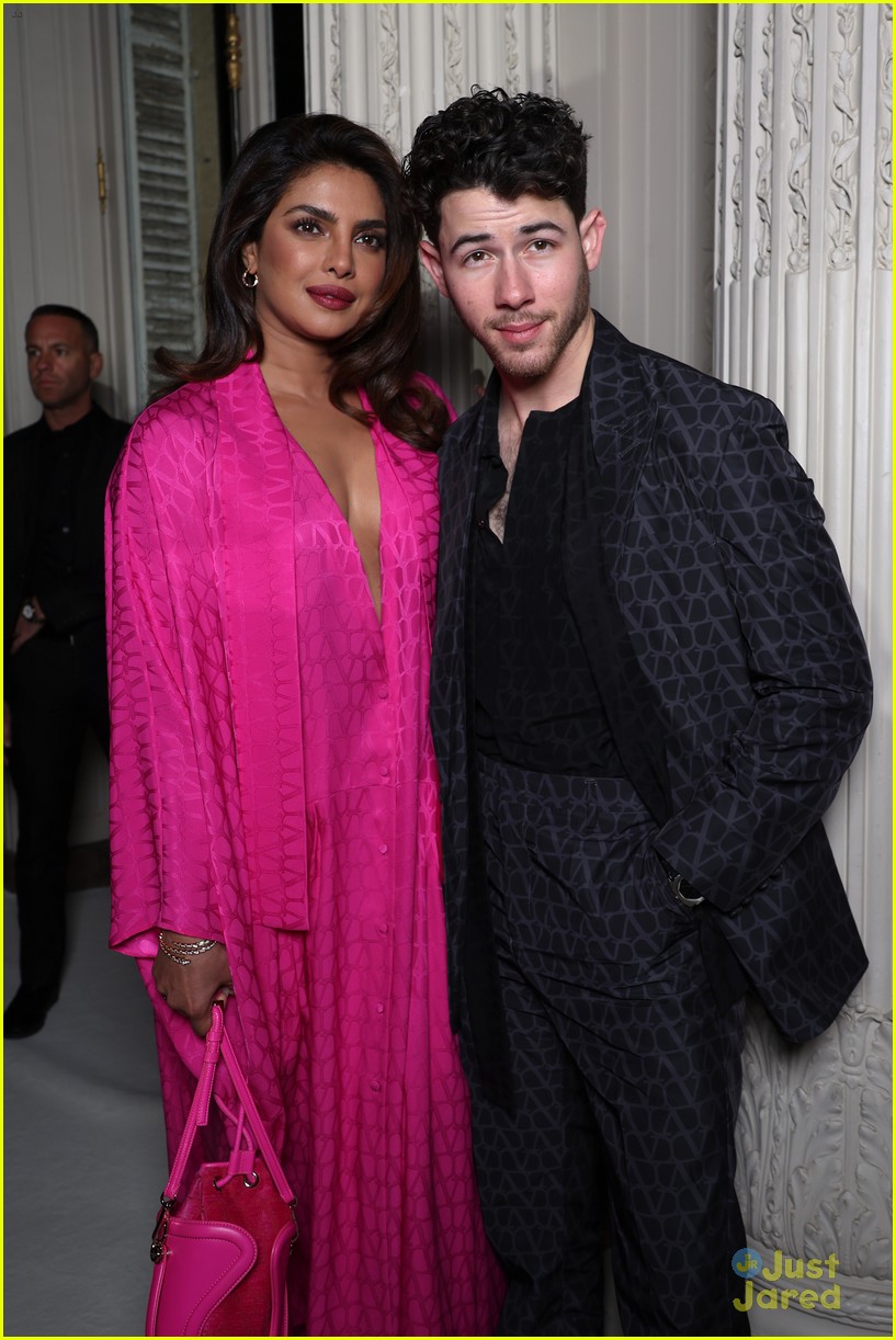 Nick Jonas & Priyanka Chopra Couple Up at Valentino Fashion Show in Paris