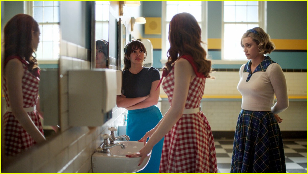 New 'Riverdale' Poster & Photos Tease First 2 Episodes of Upcoming 7th & Final Season