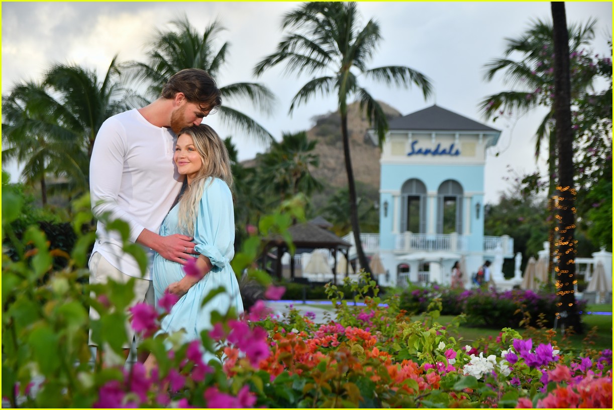 'DWTS' Pro Witney Carson Celebrates Babymoon with Hubby Carson McAllister in St Lucia