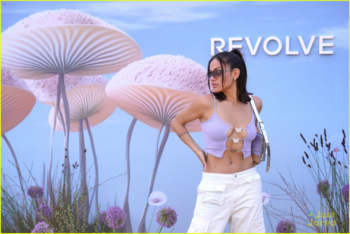 Charli D'Amelio Goes Blonde for Revolve Festival at Coachella with Sister Dixie & Boyfriend Landon Barker