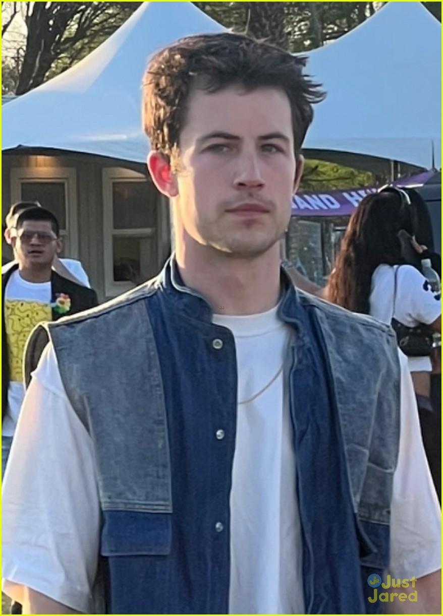 Dylan Minnette Holds Hands with Model Isabella Elei at Coachella Weekend 1