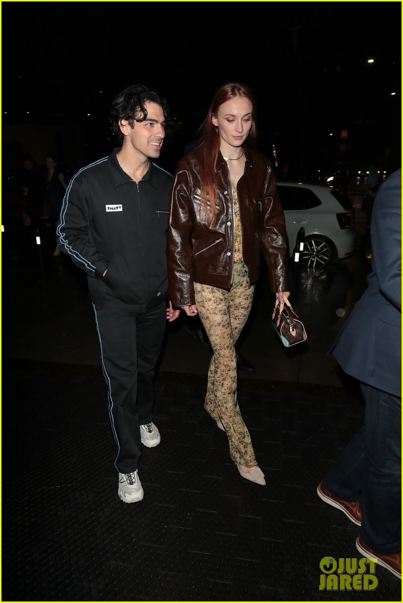 Joe Jonas & Sophie Turner Enjoy a Night Out in London Following Big Concert