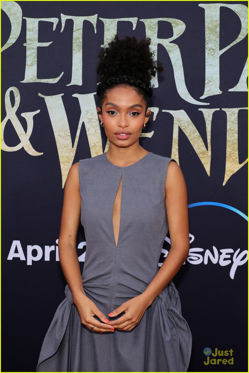 Yara Shahidi, Ever Anderson & Alyssa Wapanatâhk Snap Group Selfie at 'Peter Pan & Wendy' New York Screening