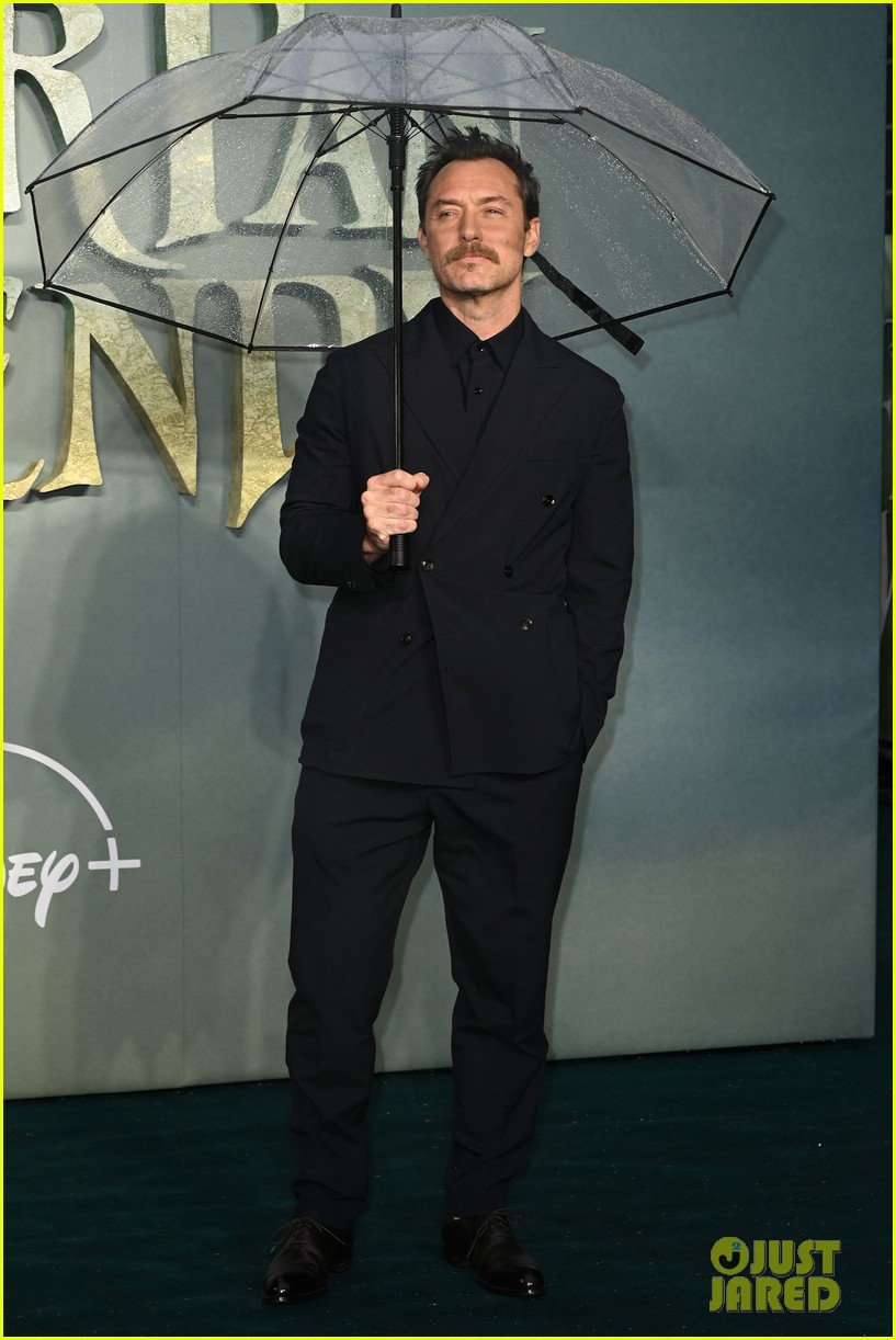 Yara Shahidi Joins Alexander Molony & Ever Anderson at 'Peter Pan & Wendy' World Premiere in London