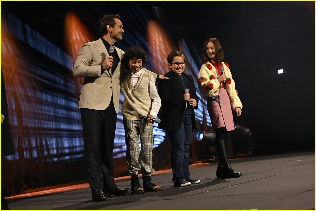 Young Cast of New 'Star Wars' Series 'Skeleton Crew' Revealed at Star Wars Celebration in London!