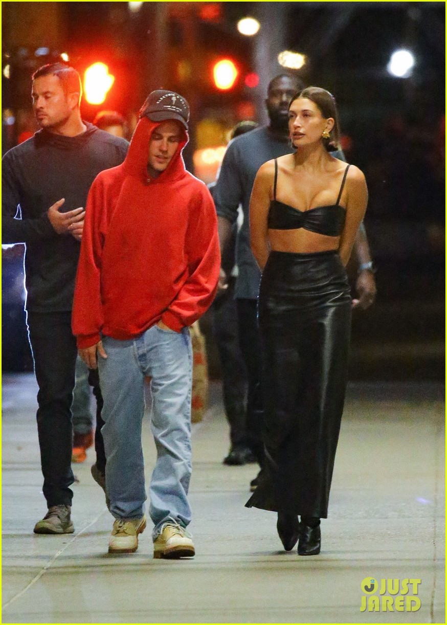 Justin Bieber Shows Off His Tattoos on Walk with Wife Hailey in NYC