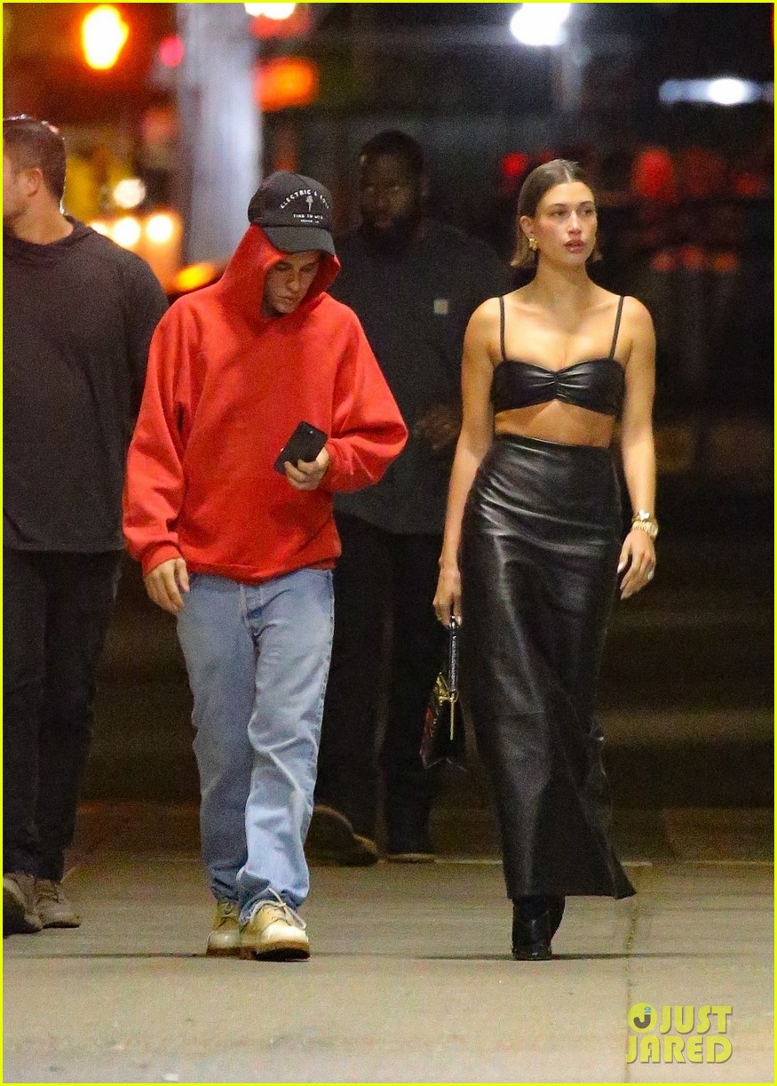 Justin Bieber Shows Off His Tattoos on Walk with Wife Hailey in NYC