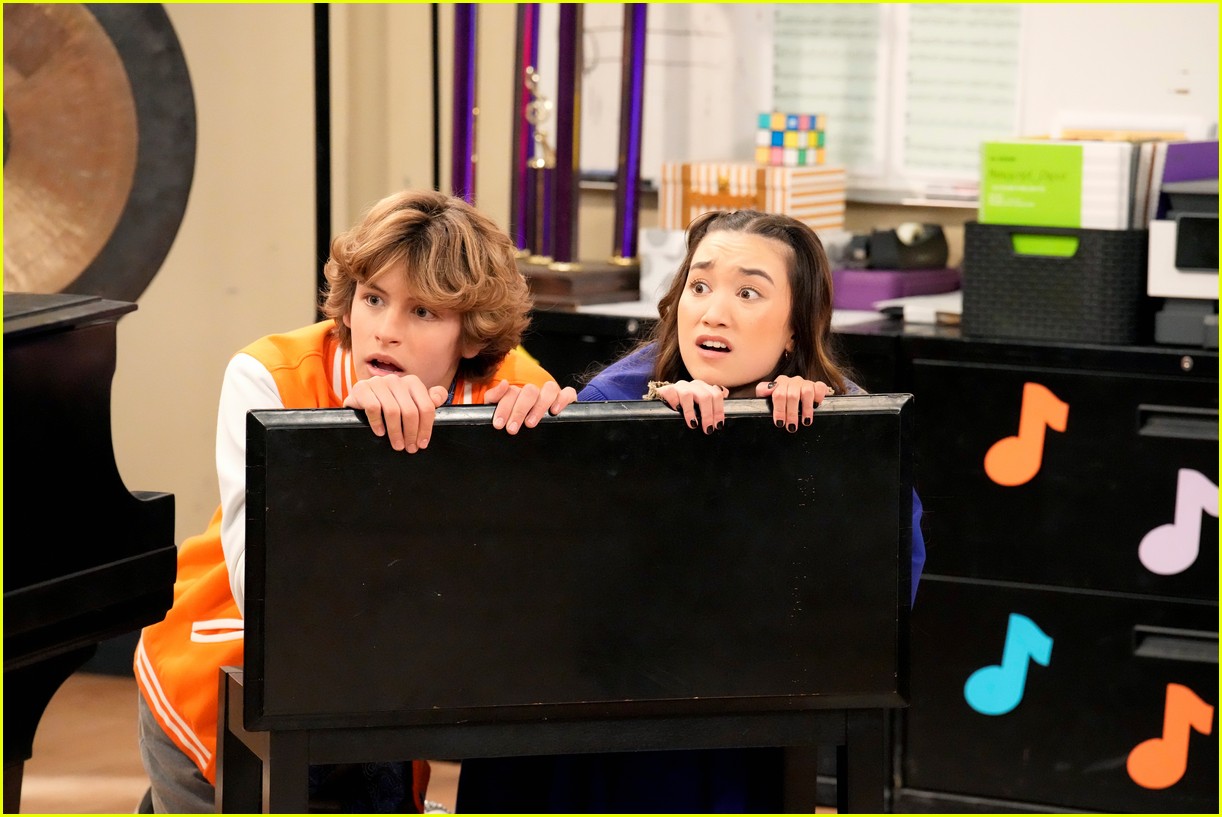 Aaron Finds Erin Asleep During Band Practice In New 'Erin & Aaron' Clip (Exclusive) - Watch Now!