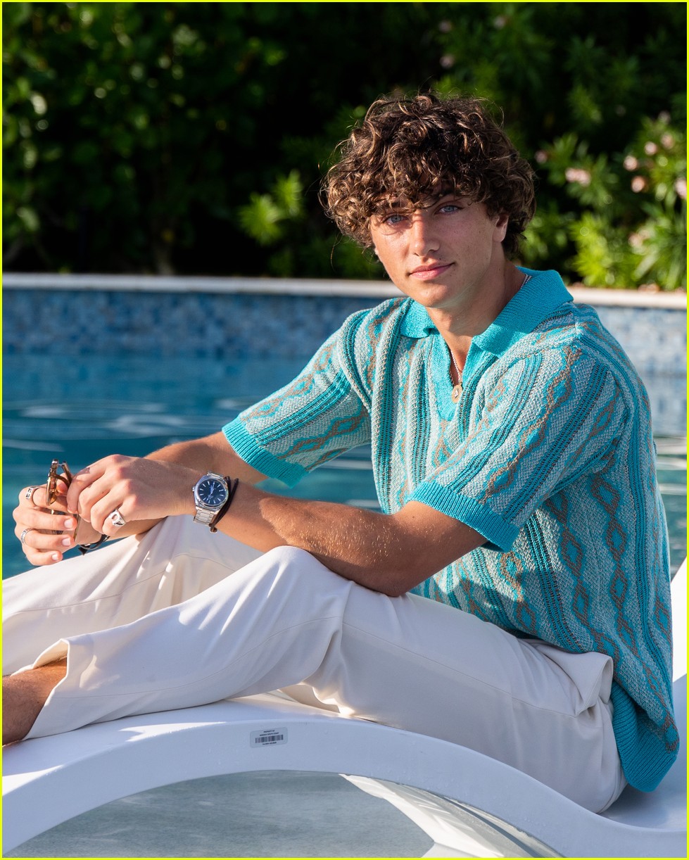 Gavin Casalegno Shows Off Abs On Pre-Summer Vacation in Jamaica (Photos)