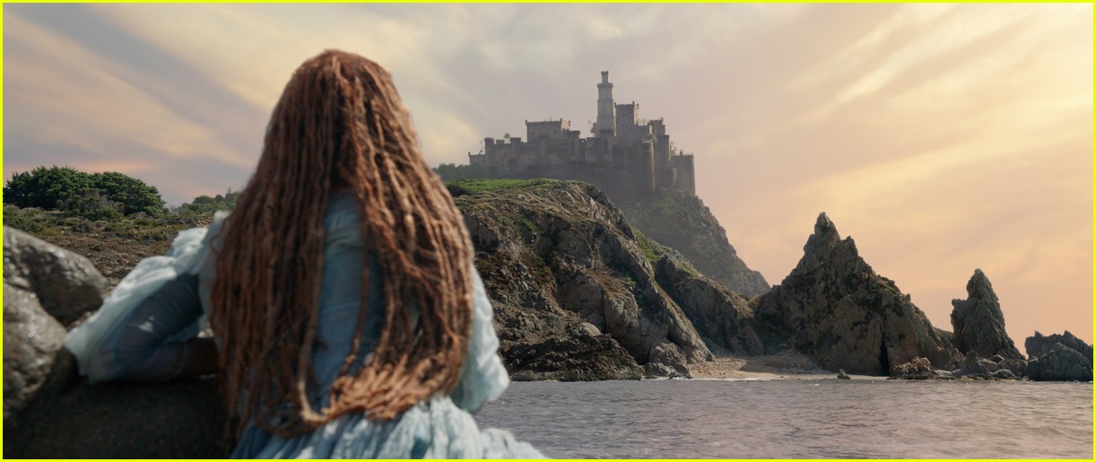 Halle Bailey Talks Dying Her Hair Red & Keeping Her Locs for 'The Little Mermaid'