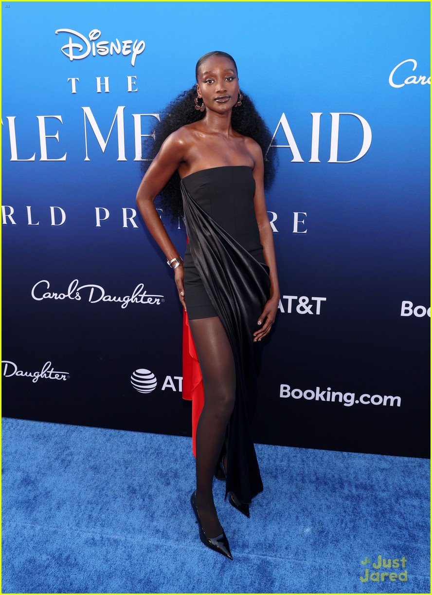 Halle Bailey Meets Up with Original Ariel Jodi Benson at 'The Little Mermaid' Premiere