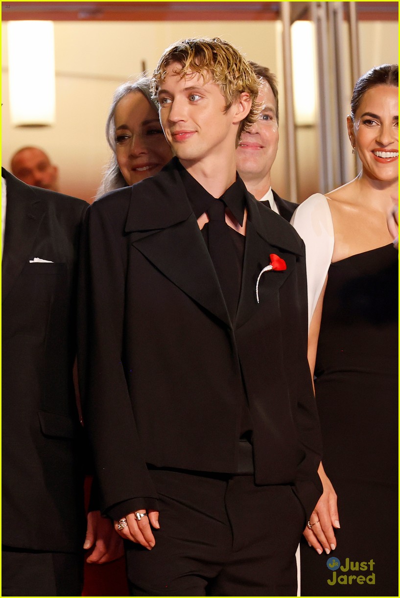 Lily-Rose Depp, Troye Sivan & Jennie Premiere New Series 'The Idol' at Cannes Film Festival 2023