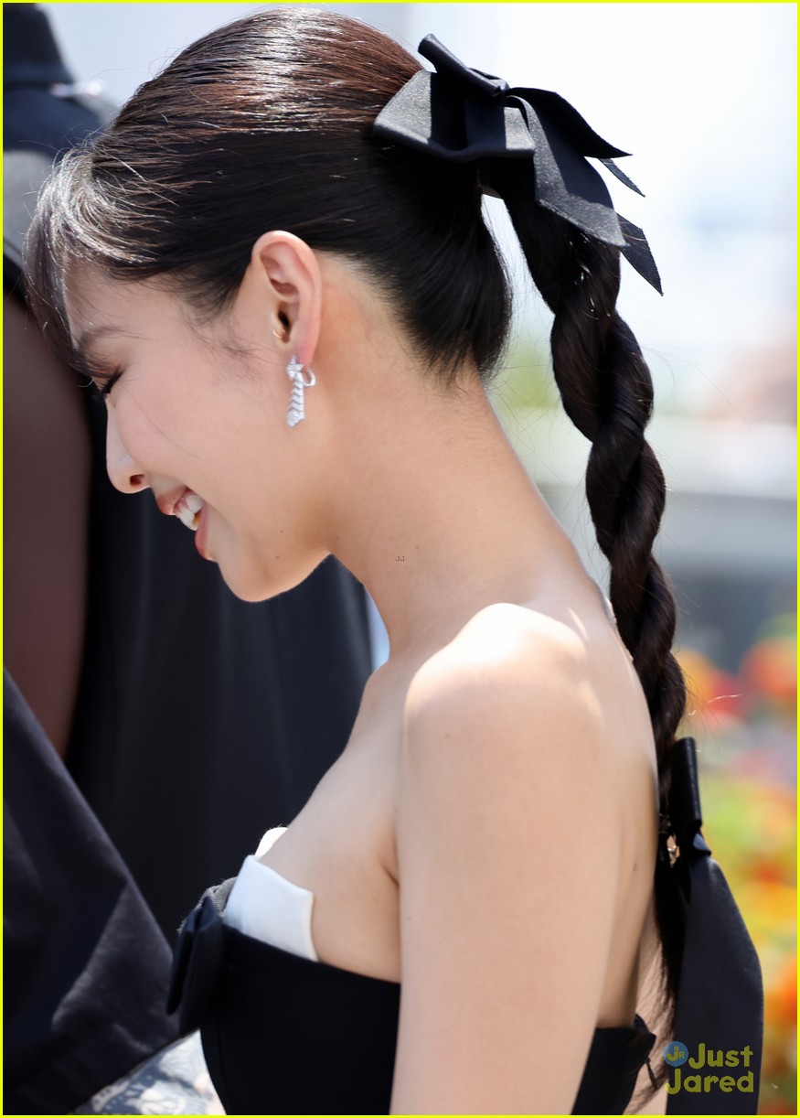 Lily-Rose Depp, Troye Sivan & Jennie Premiere New Series 'The Idol' at Cannes Film Festival 2023