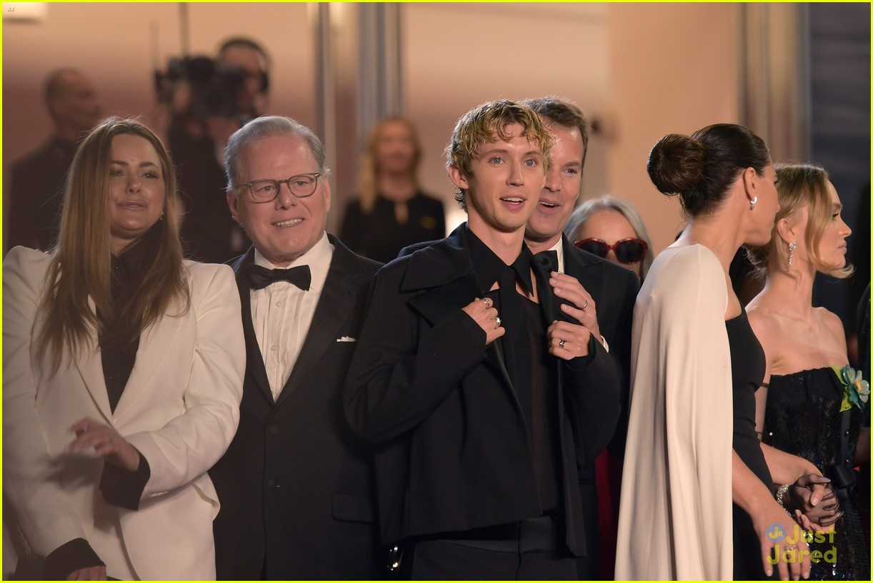Lily-Rose Depp, Troye Sivan & Jennie Premiere New Series 'The Idol' at Cannes Film Festival 2023