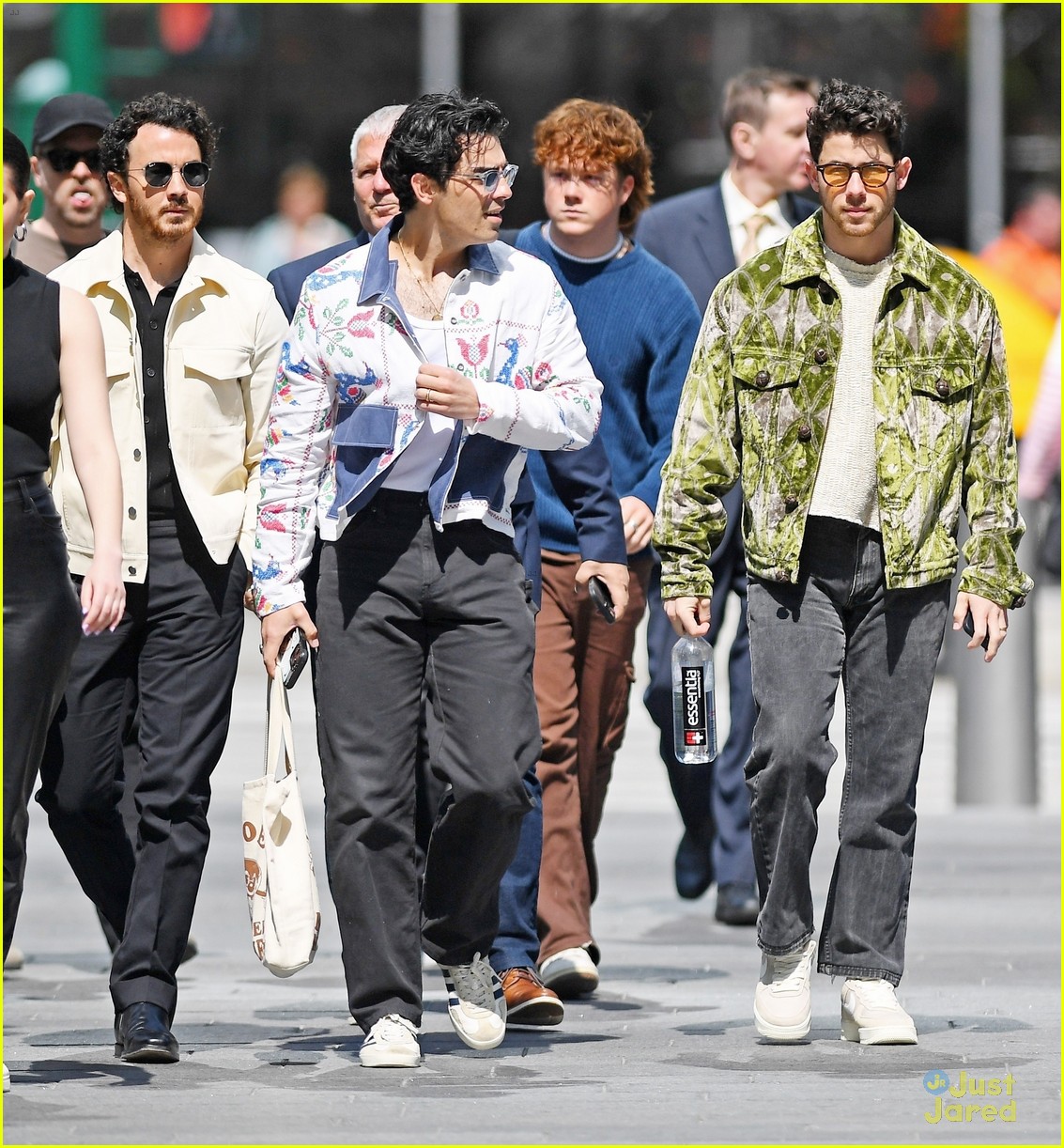 Jonas Brothers Run Into Fan While Out In NYC Between Meetings
