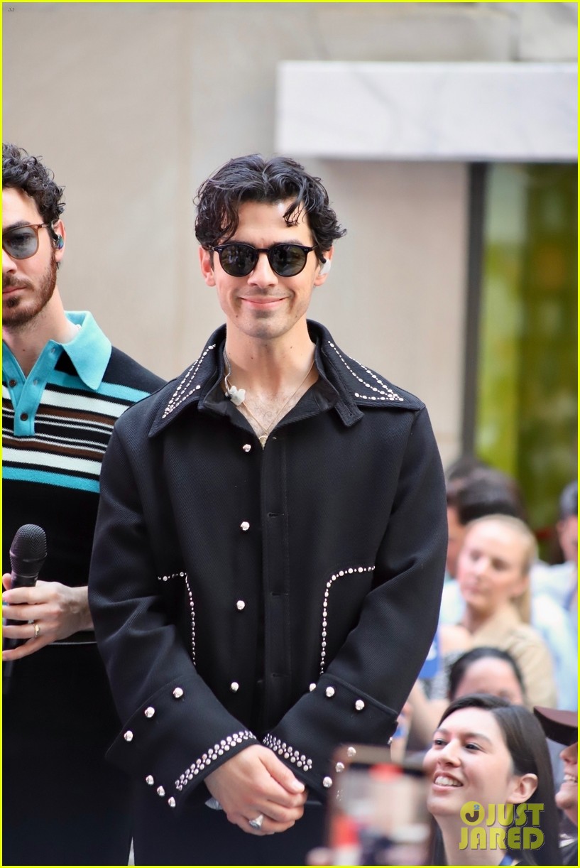 Jonas Brothers Perform New Songs Off 'The Album' on 'TODAY' - Watch Now!
