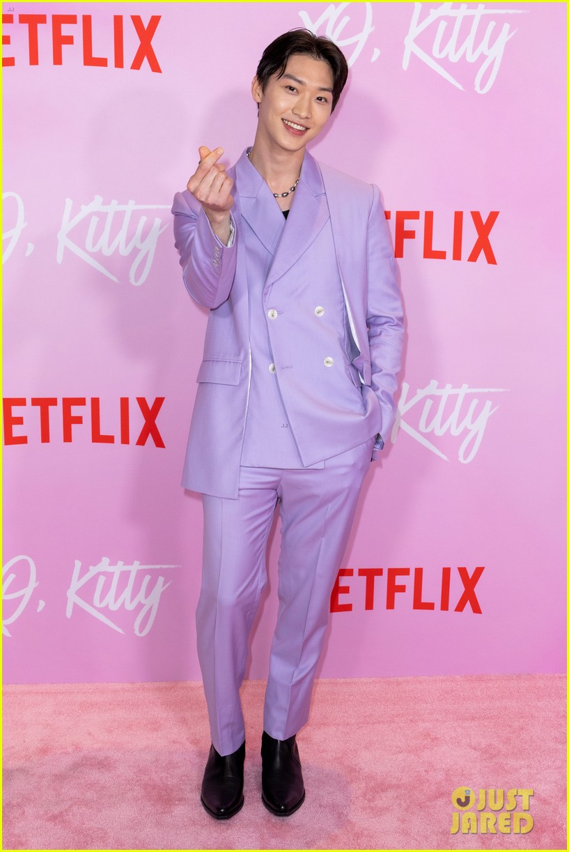 Noah Centineo & Michael Cimino Support 'XO, Kitty' Cast at Los Angeles Screening