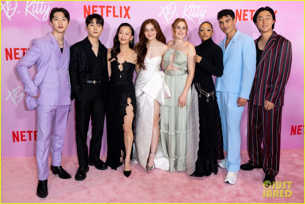 Noah Centineo & Michael Cimino Support 'XO, Kitty' Cast at Los Angeles Screening