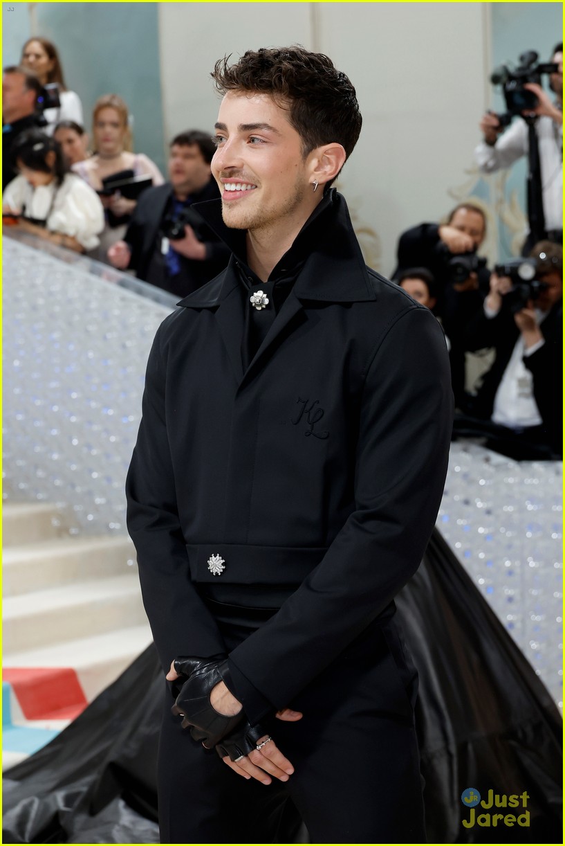 Manu Rios Shows Off Perfect Smile at Met Gala 2023