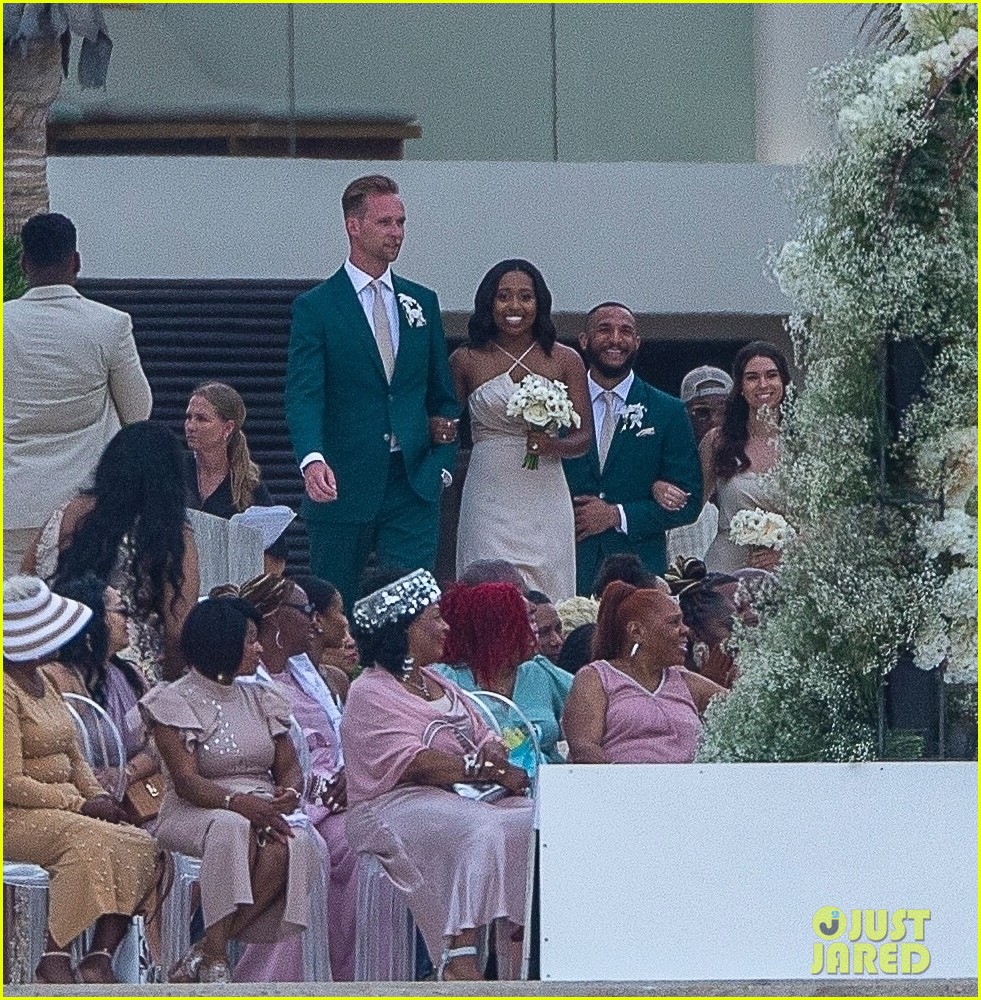 Simone Biles Weds Jonathan Owens In Cabo San Lucas Ceremony, 2 Weeks After First Saying 'I Do'