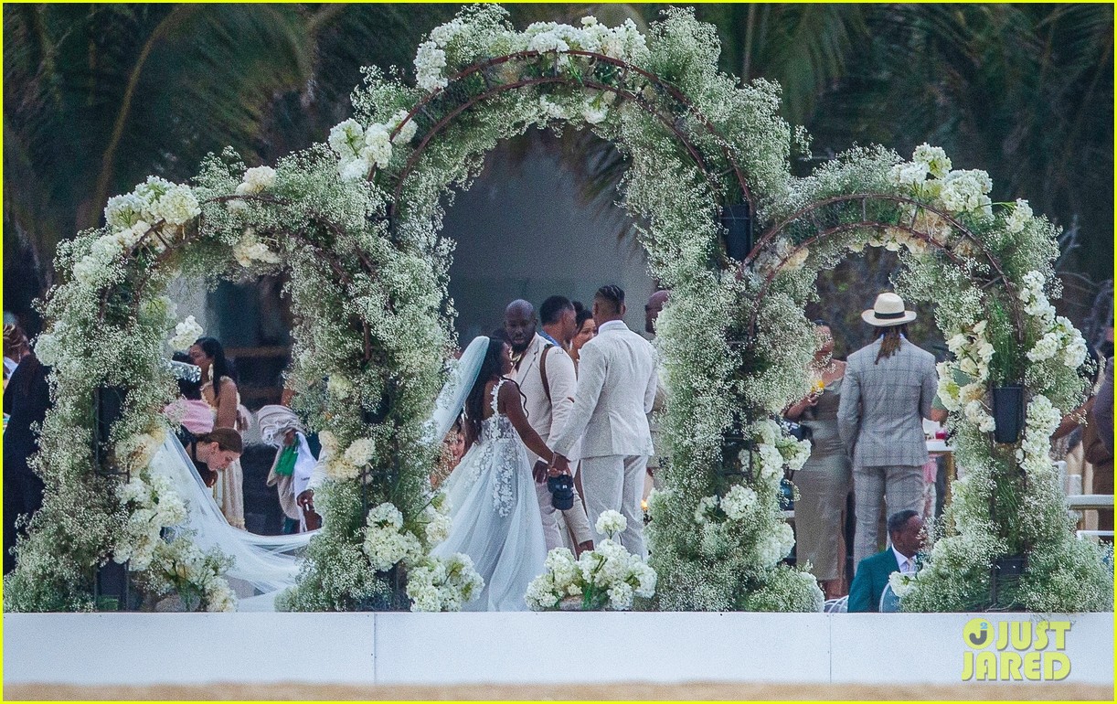 Simone Biles Weds Jonathan Owens In Cabo San Lucas Ceremony, 2 Weeks After First Saying 'I Do'