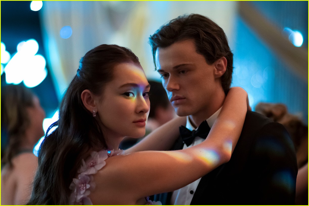 Prime Video Unveils First Look Photos for 'The Summer I Turned Pretty' Season 2!