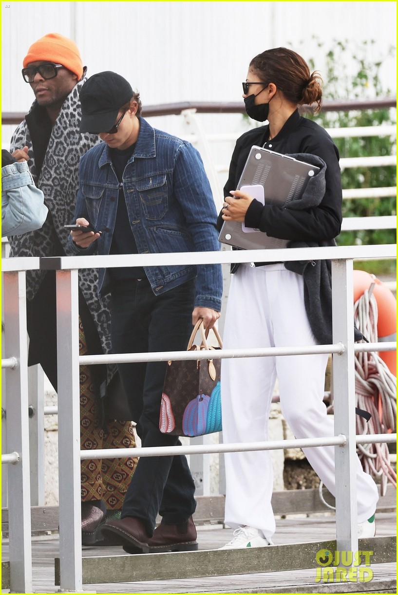 Zendaya & Tom Holland Catch Flight Out of Venice with Stylist Law Roach