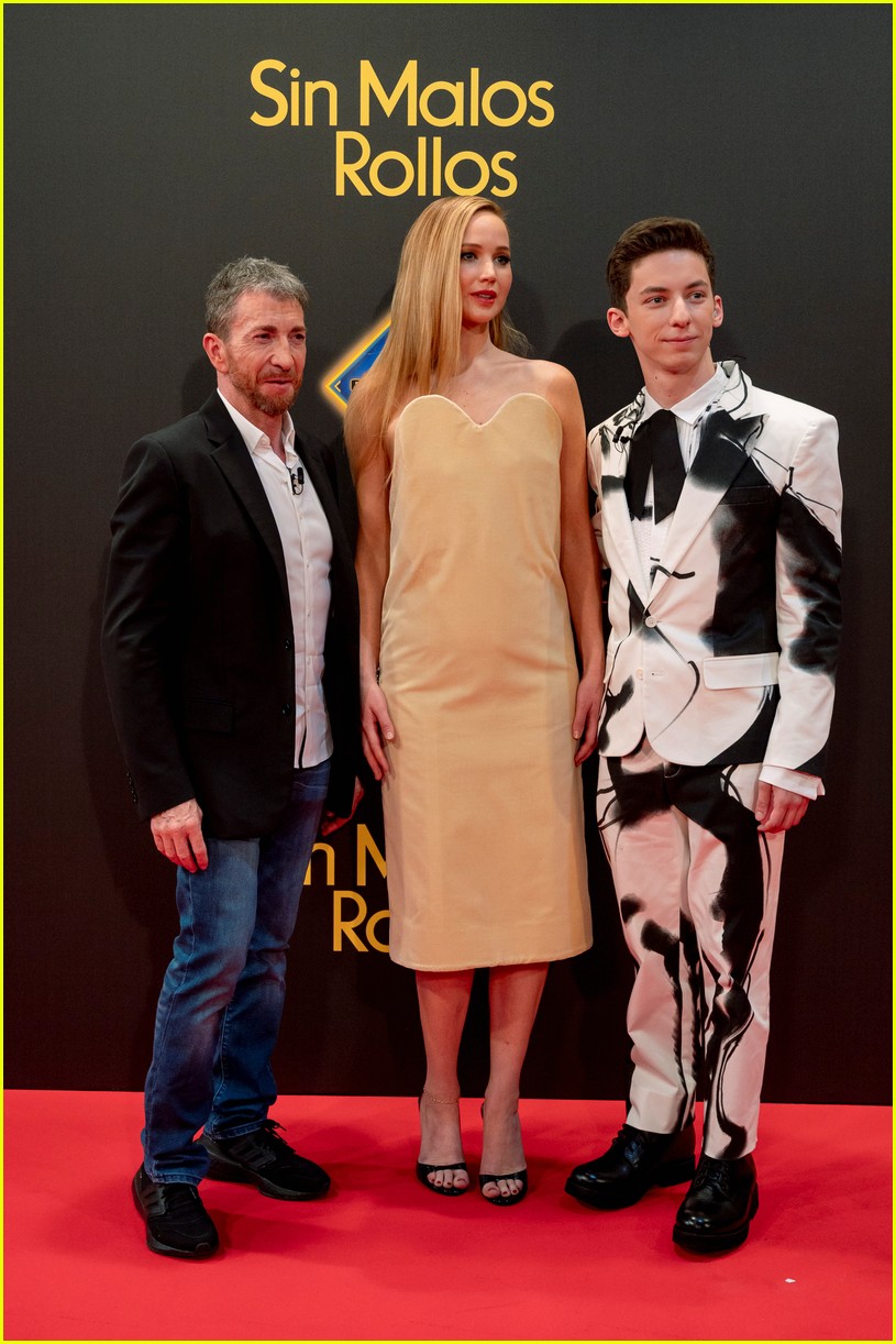 Andrew Barth Feldman Talks Filming Scenes In the Buff for 'No Hard Feelings'