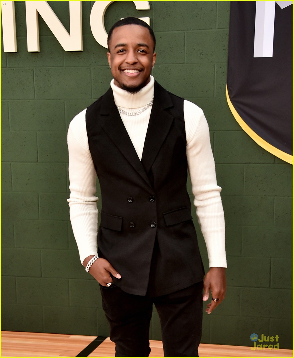 Caleb McLaughlin, Marquis Cook & More Premiere New Movie 'Shooting Stars'