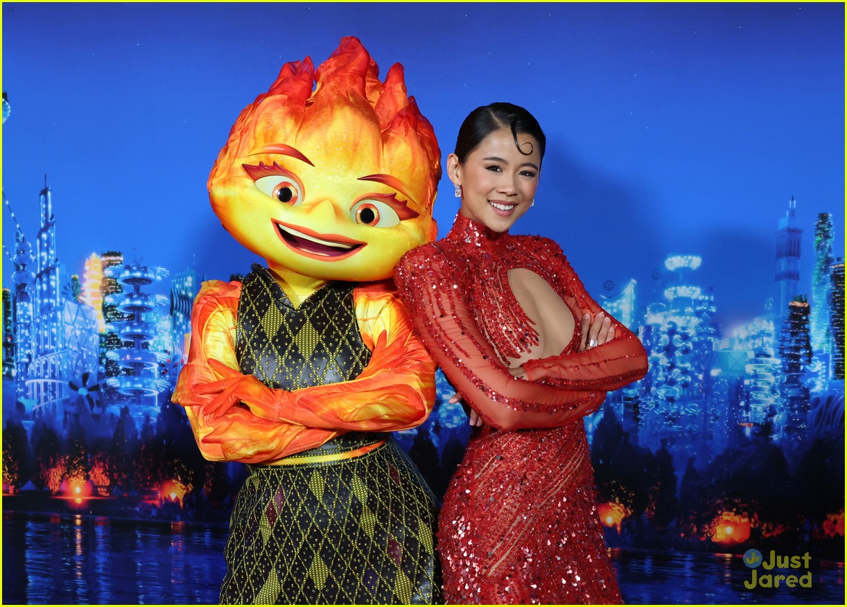 Leah Lewis & Mamoudou Athie Pose With Their Characters at 'Elemental' LA Premiere