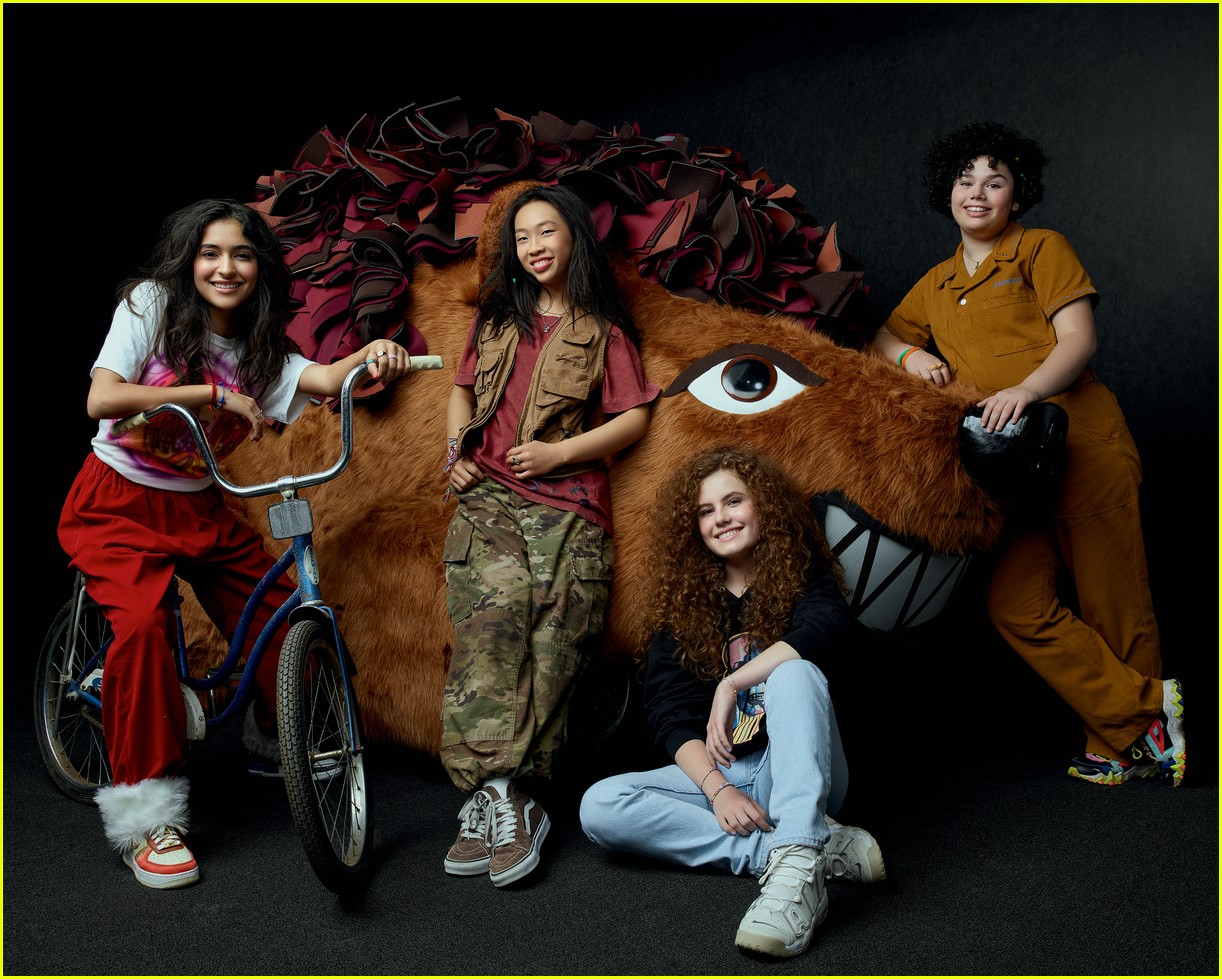 Disney Channel Debuts Trailer & Premiere Date For New Movie 'The Slumber Party' - Watch Now!