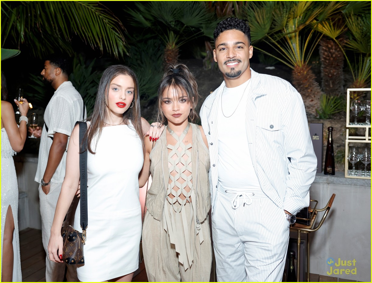 Outer Banks' Chase Stokes & Jonathan Daviss, Michael Evans Behling & Lukas Gage Celebrate New Acqua Di Gio Campaign