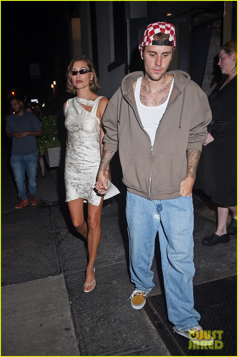Justin Bieber & Wife Hailey Step Out for Dinner in NYC