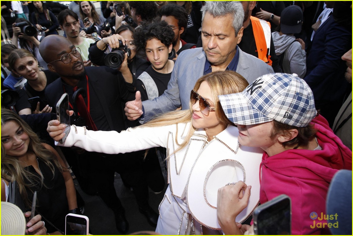 Camila Cabello Sits Front Row with Shakira For 2nd Time at Paris Fashion Week