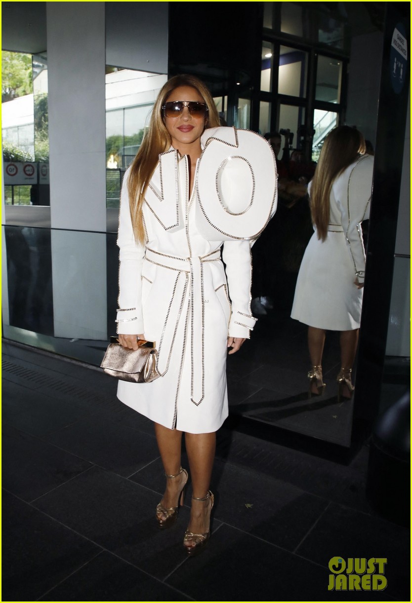 Camila Cabello Sits Front Row with Shakira For 2nd Time at Paris Fashion Week