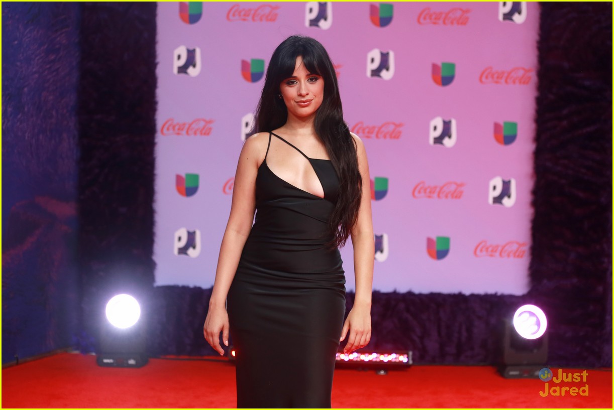 CNCO Perform Final Song 'La àšltima Canción' at Premios Juventud 2023 - Watch