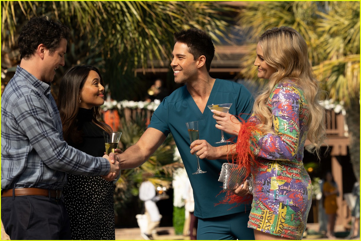 Owen Thiele Gives Jamie Lynn Spears Some Good Advice in New 'Zoey 102' Clip (Exclusive)