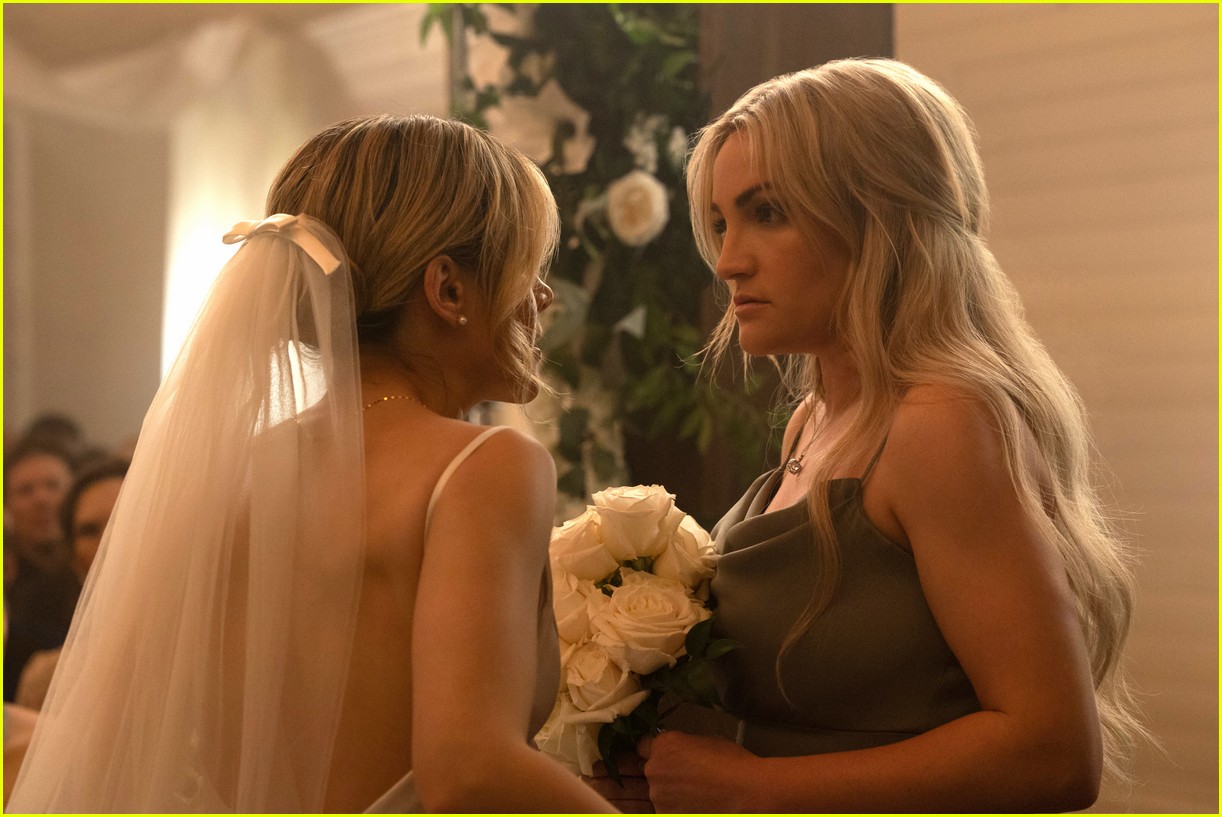 Owen Thiele Gives Jamie Lynn Spears Some Good Advice in New 'Zoey 102' Clip (Exclusive)