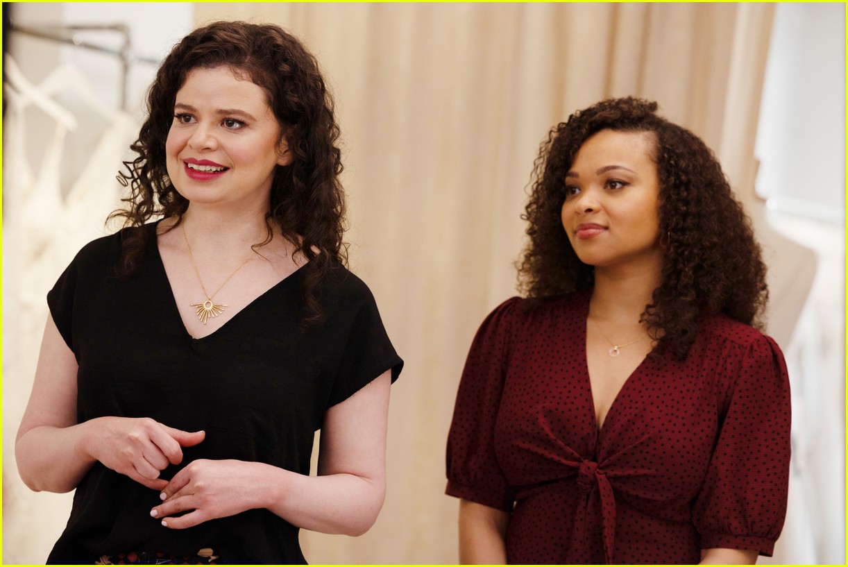 Owen Thiele Gives Jamie Lynn Spears Some Good Advice in New 'Zoey 102' Clip (Exclusive)