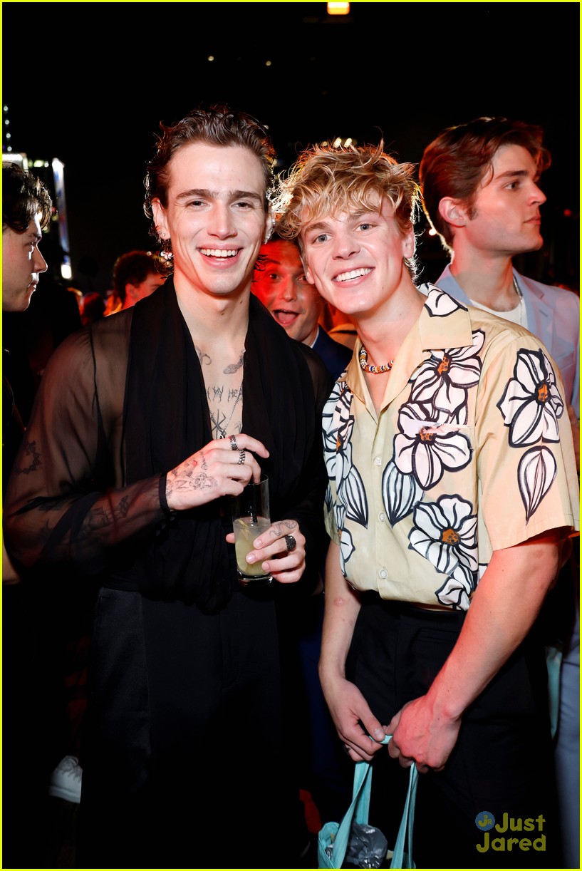 Steve Lacy, Noah Schnapp & Sydney Sweeney Honored at Variety's Power of Young Hollywood Event