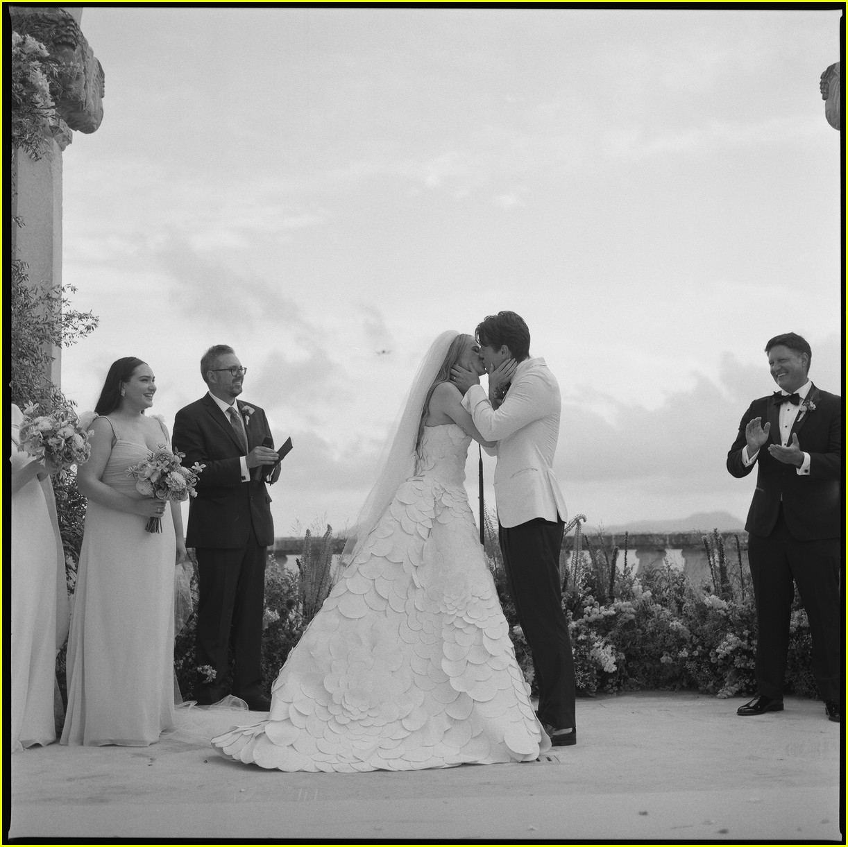 Joey King & Steven Piet Wedding Photos & Details Revealed, Sabrina Carpenter Sang Her Down the Aisle!