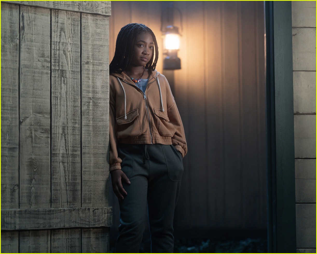 'Percy Jackson & The Olympians' TV Series Gets New Teaser Trailer, Stills & Poster!