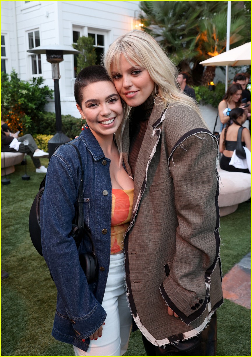 Renee Rapp Meets Up With 'Mean Girls' Co-Star Auli'i Cravalho at Spotify Event