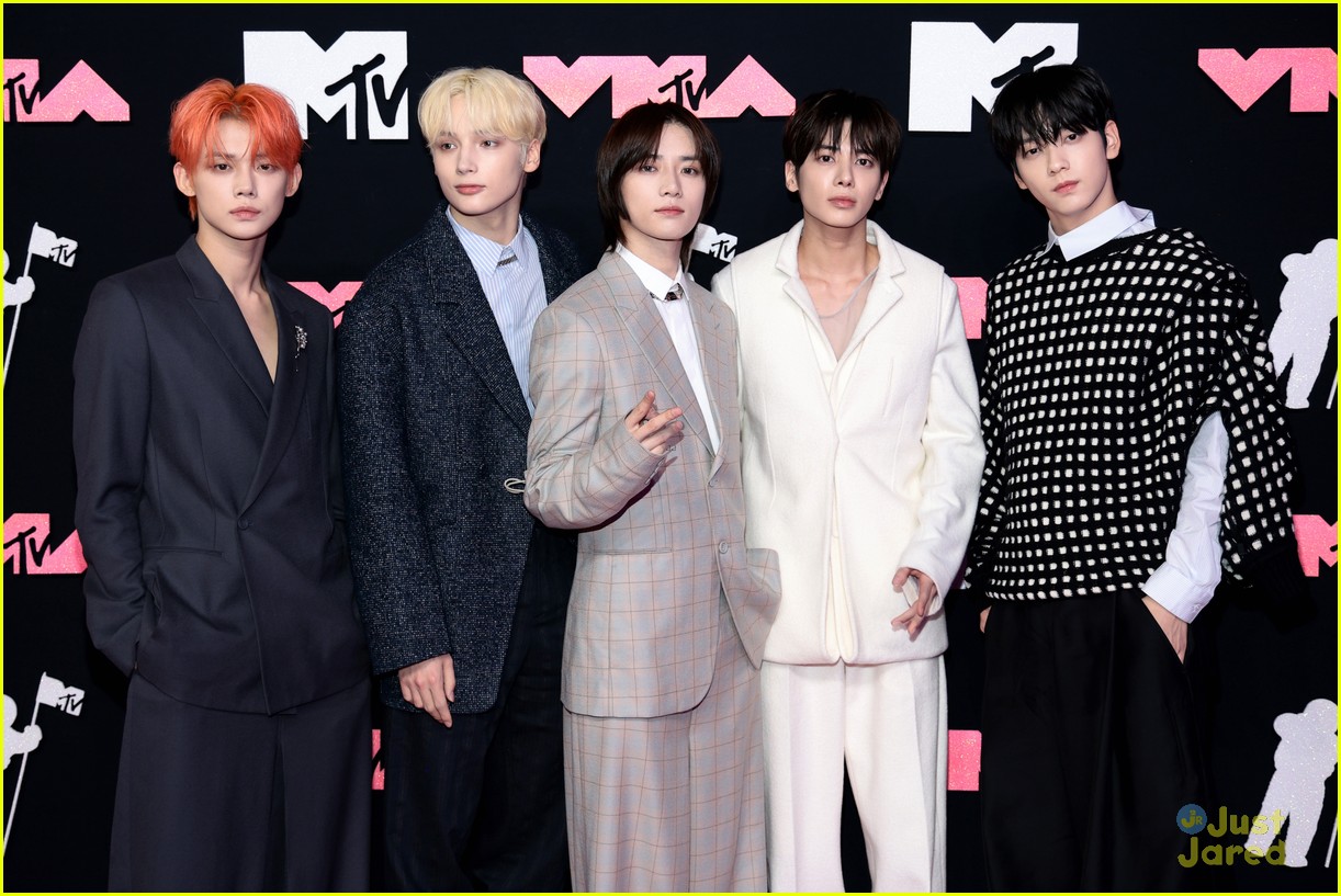 TOMORROW X TOGETHER Wins First Award of the Night at MTV VMAs 2023!