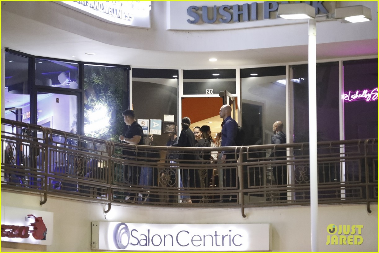 Selena Gomez Reunites with Taylor Swift for Star-Studded Dinner in L.A.