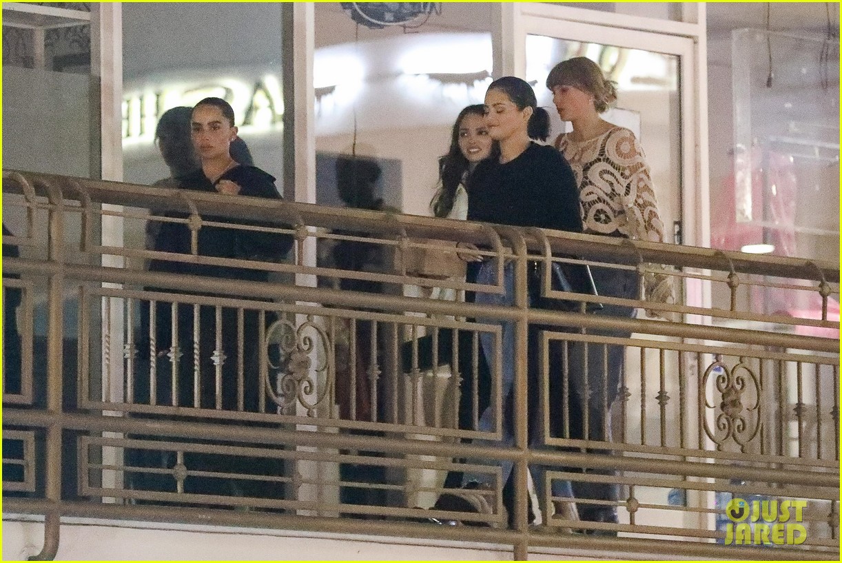 Selena Gomez Reunites with Taylor Swift for Star-Studded Dinner in L.A.