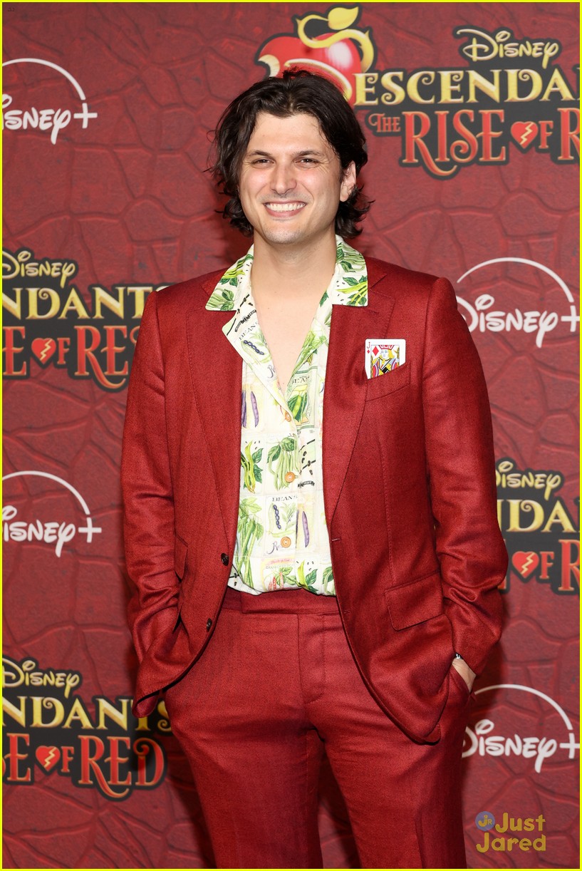 Dara Reneé Channels Her Character at 'Descendants: The Rise of Red' Premiere With China Anne McClain, Kylie Cantrall & More