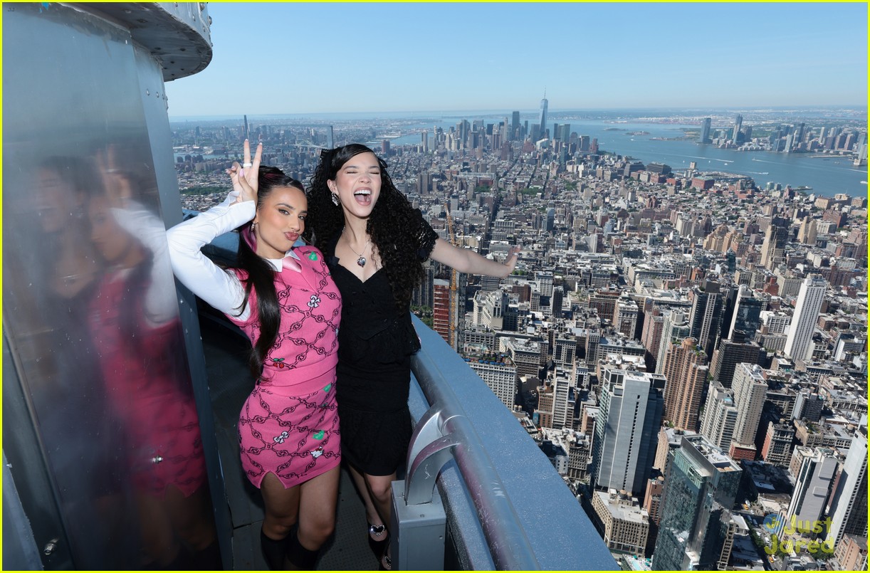 Malia Baker & Kylie Cantrall Say It Was Hard Playing Enemies In 'Descendants: The Rise of Red'