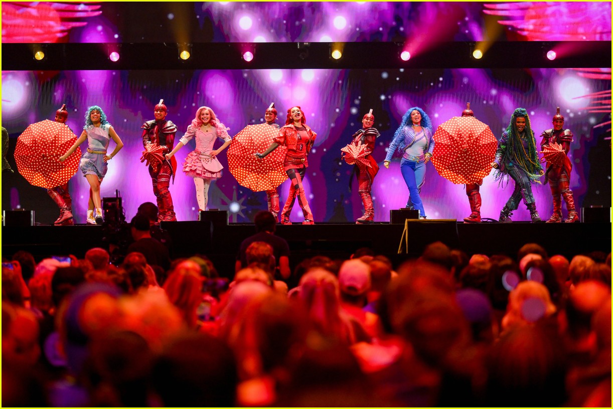 'Descendants: The Rise of Red' & 'Zombies 4' Tour Announced, Stars Hit Up D23!