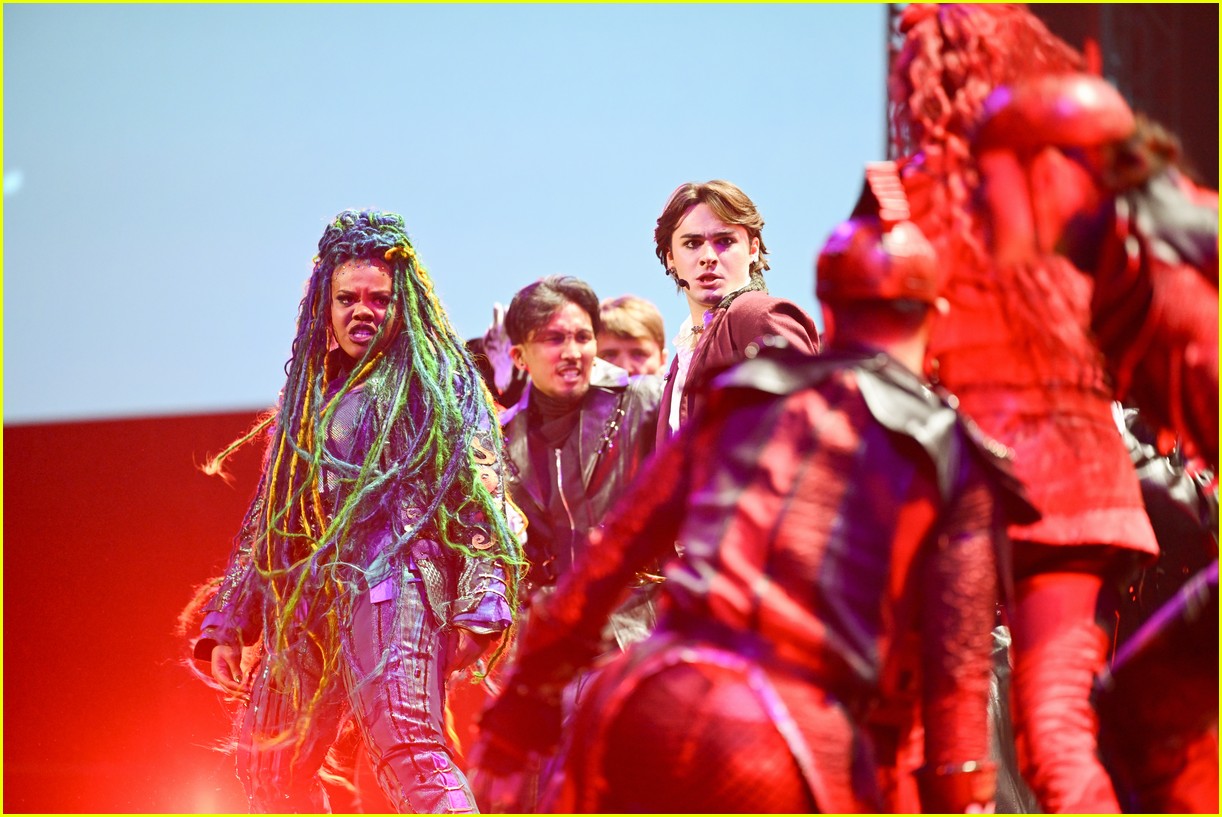 'Descendants: The Rise of Red' & 'Zombies 4' Tour Announced, Stars Hit Up D23!